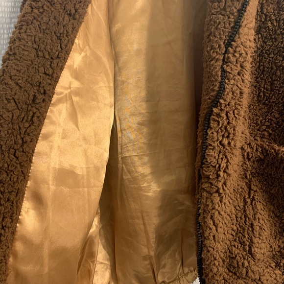 Jacket - Picture 2 of 3